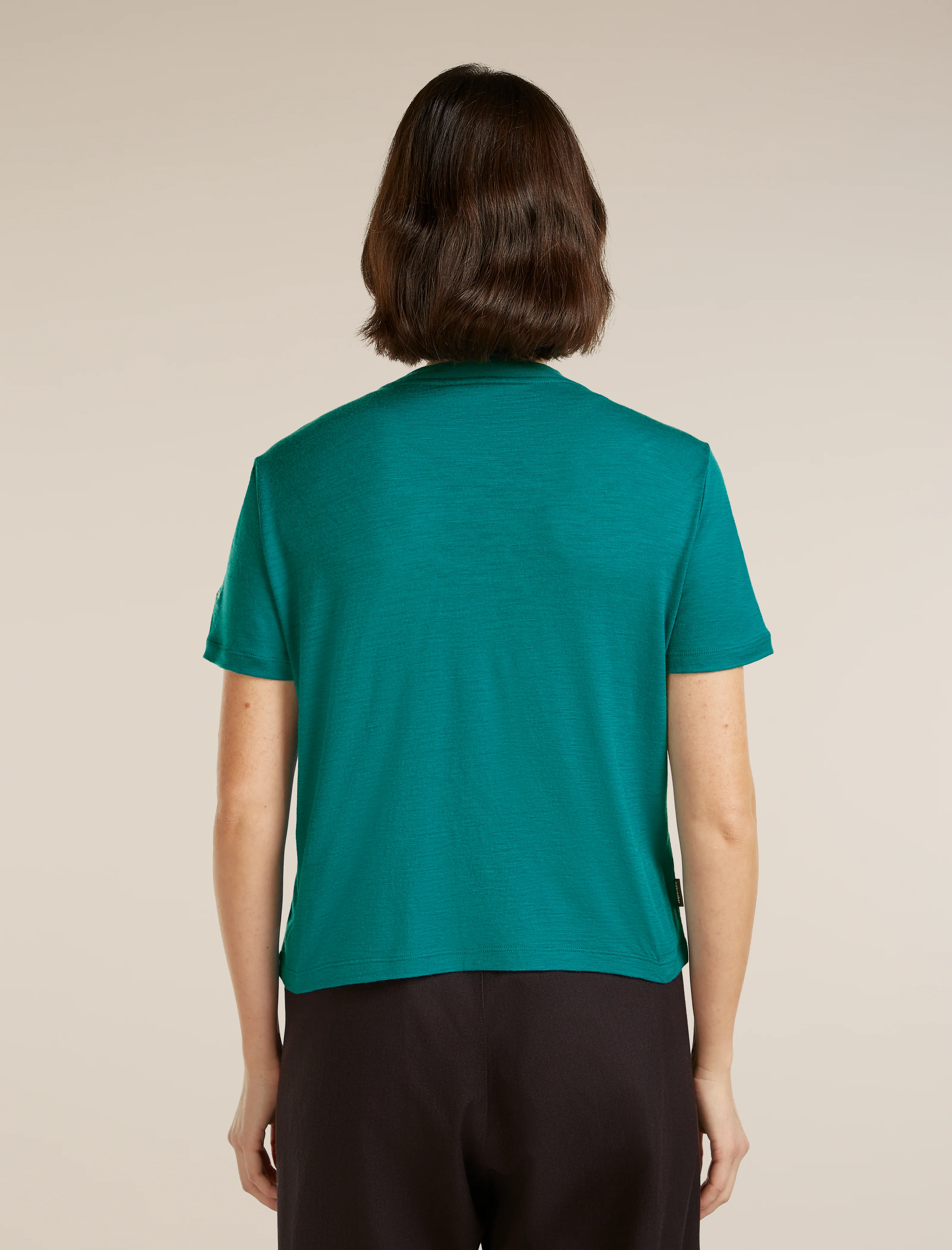 150 Tech Lite Crop T-Shirt - Image 2