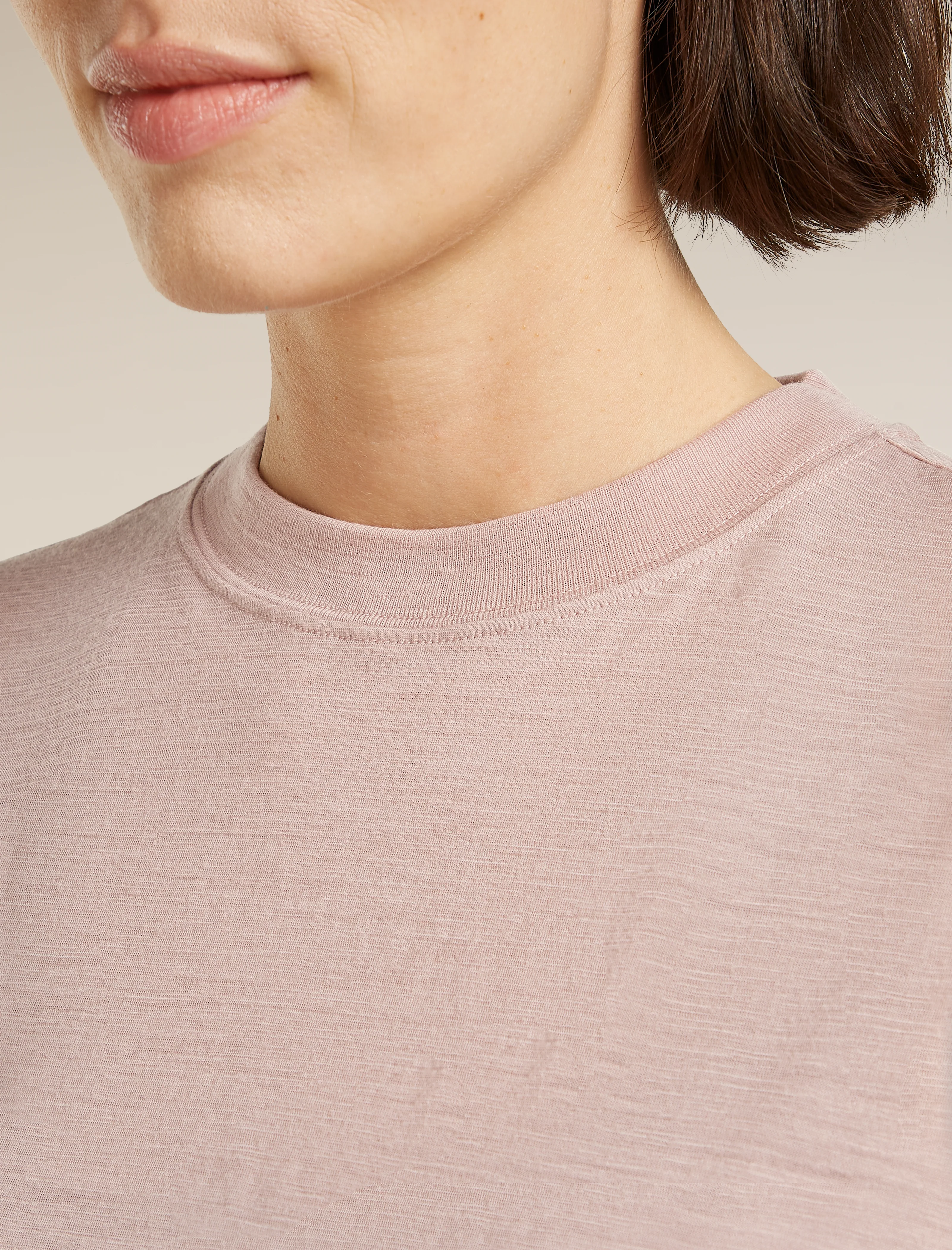 150 Tech Lite Crop T-Shirt - Image 5