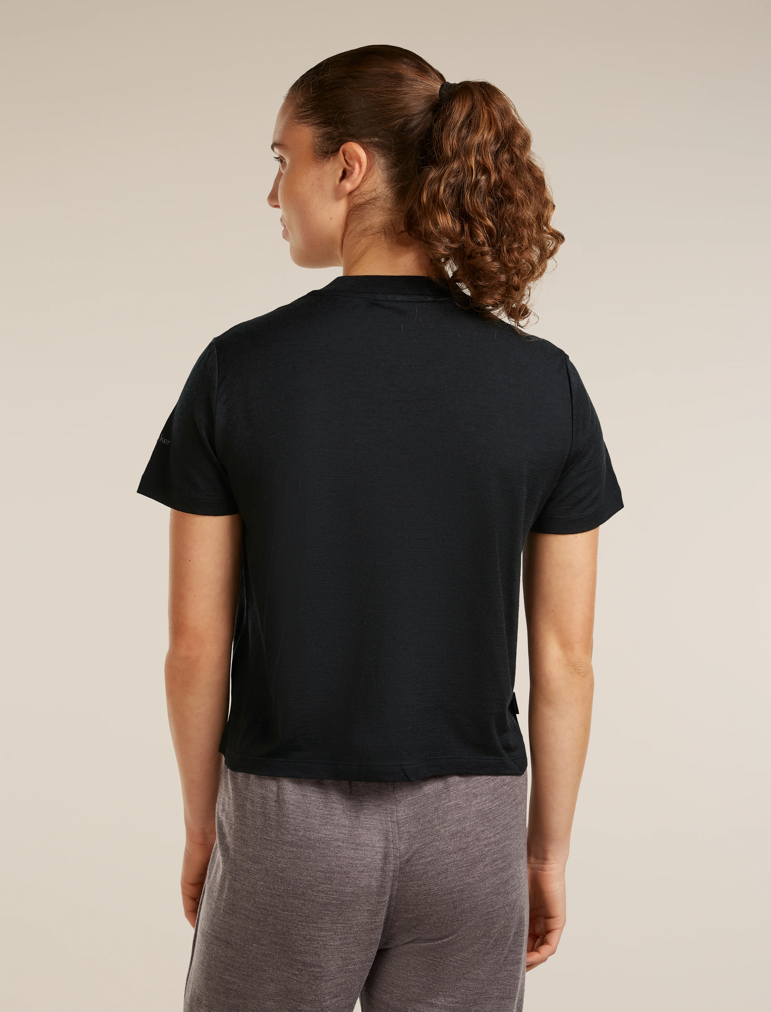 150 Tech Lite Crop T-Shirt Nz Flora - Image 2