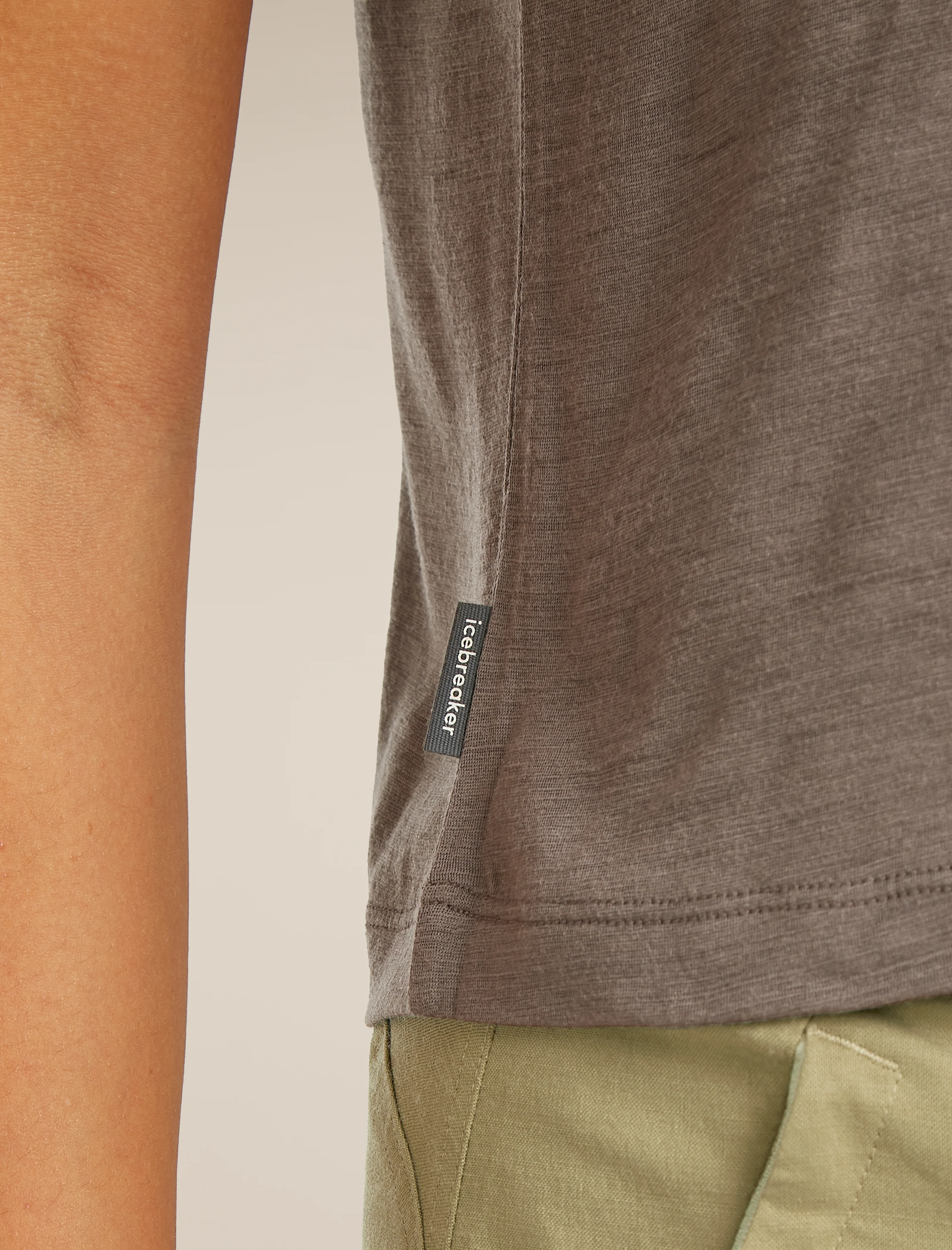 150 Tech Lite Crop T-Shirt Seed Story - Image 7