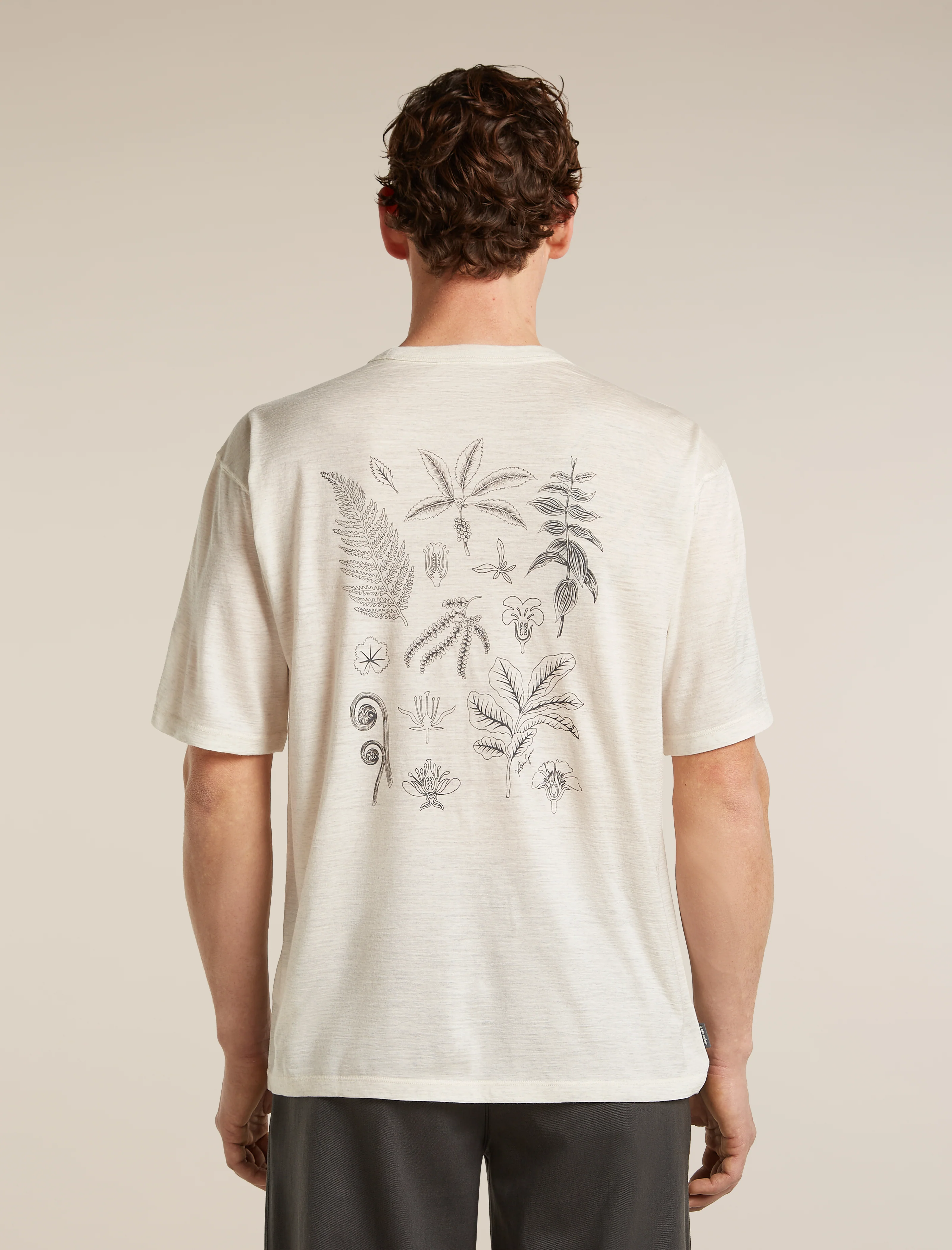 150 Tech Lite Relaxed T-Shirt Fern Study