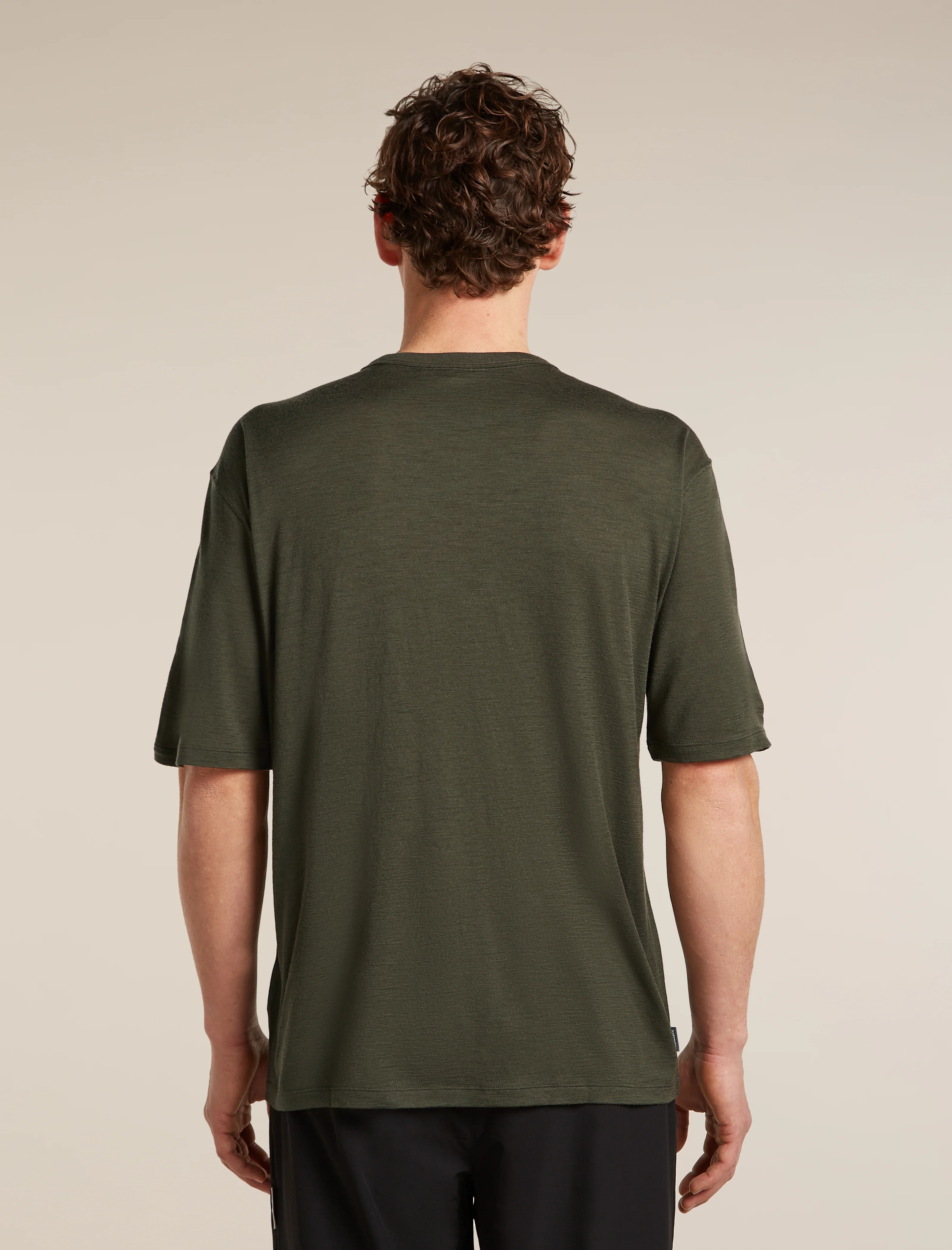 150 Tech Lite Relaxed T-Shirt - Image 2