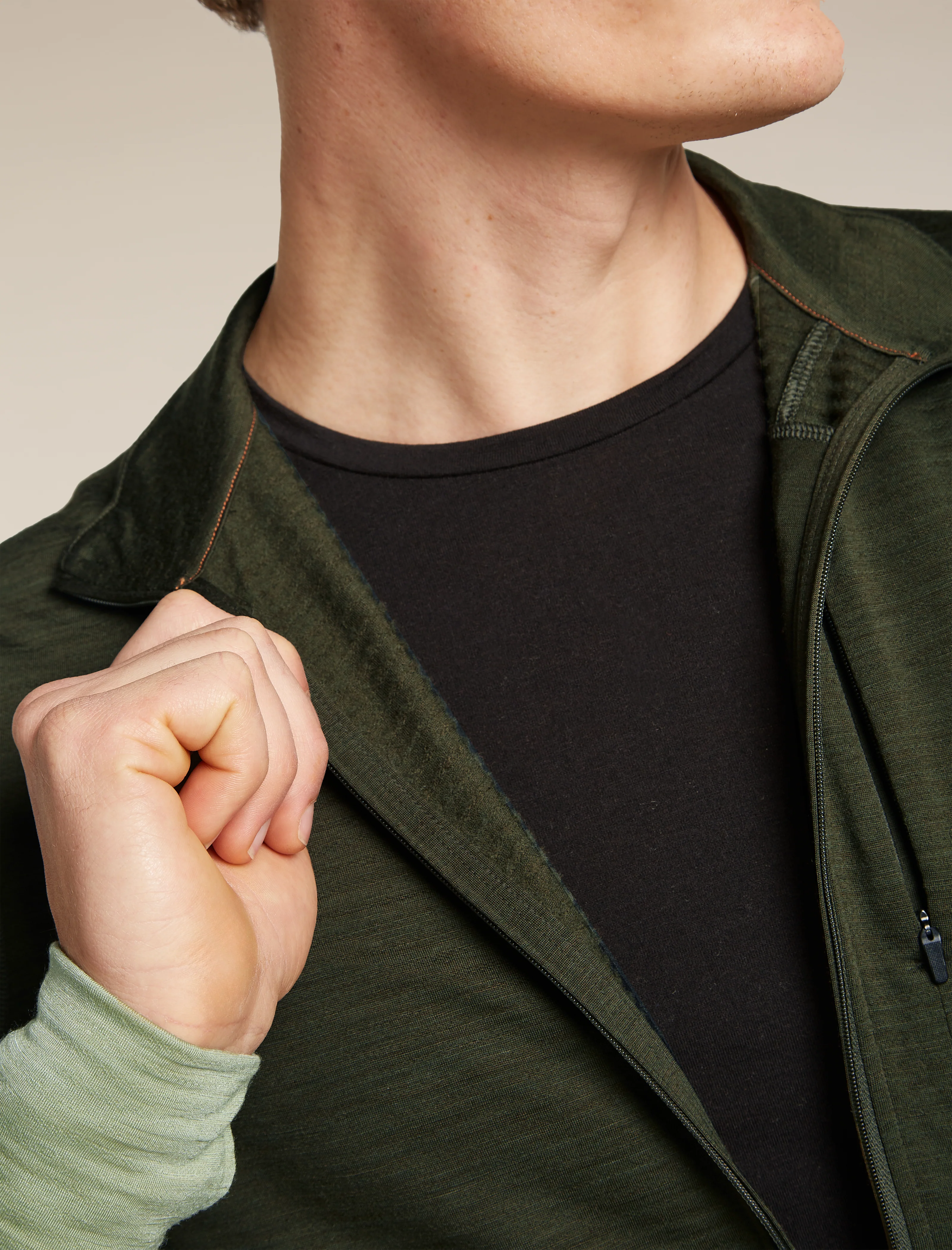 200 Descender Half Zip - Image 9