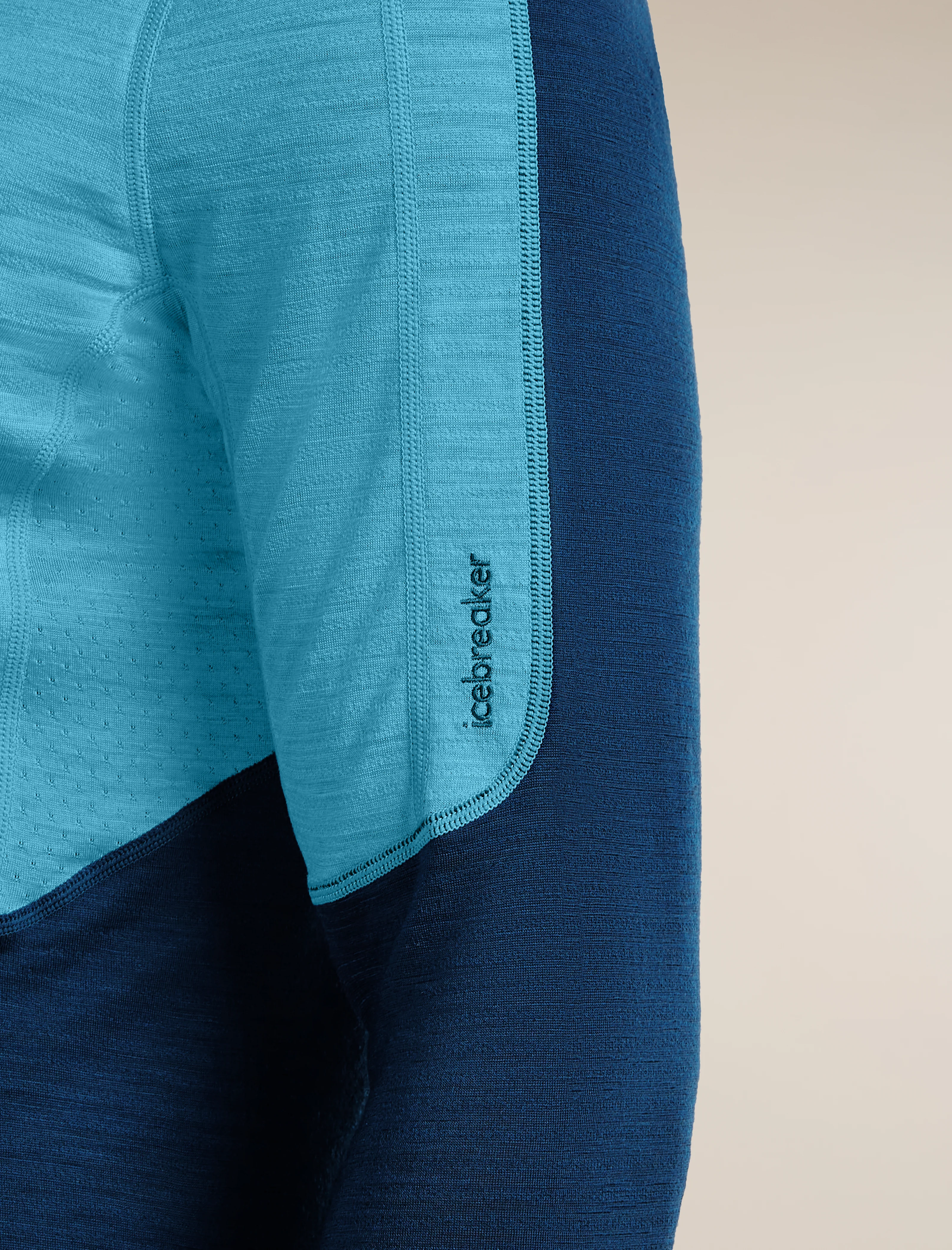 200 Descender Half Zip - Image 5
