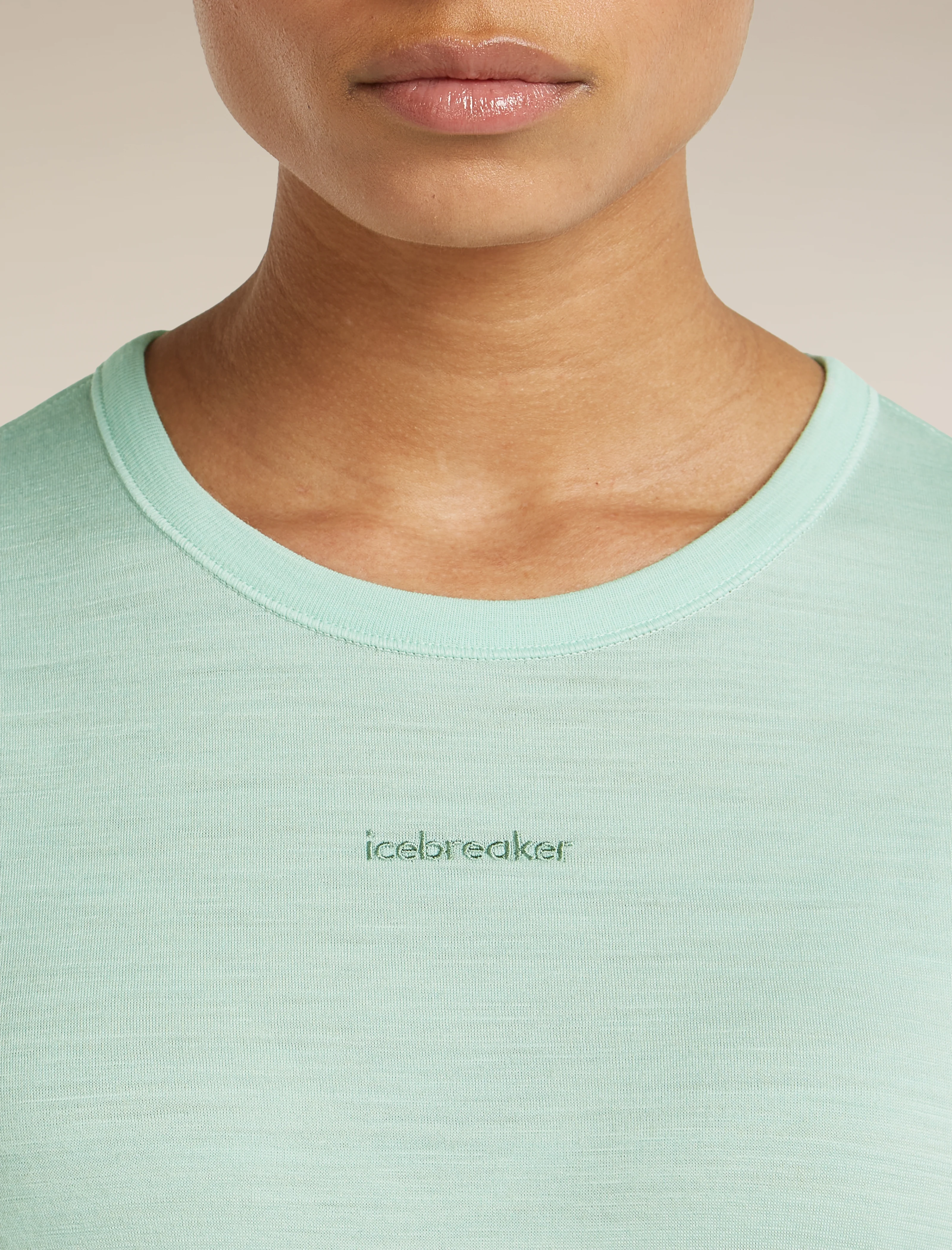 200 Tech Lite Crop T-Shirt - Image 5