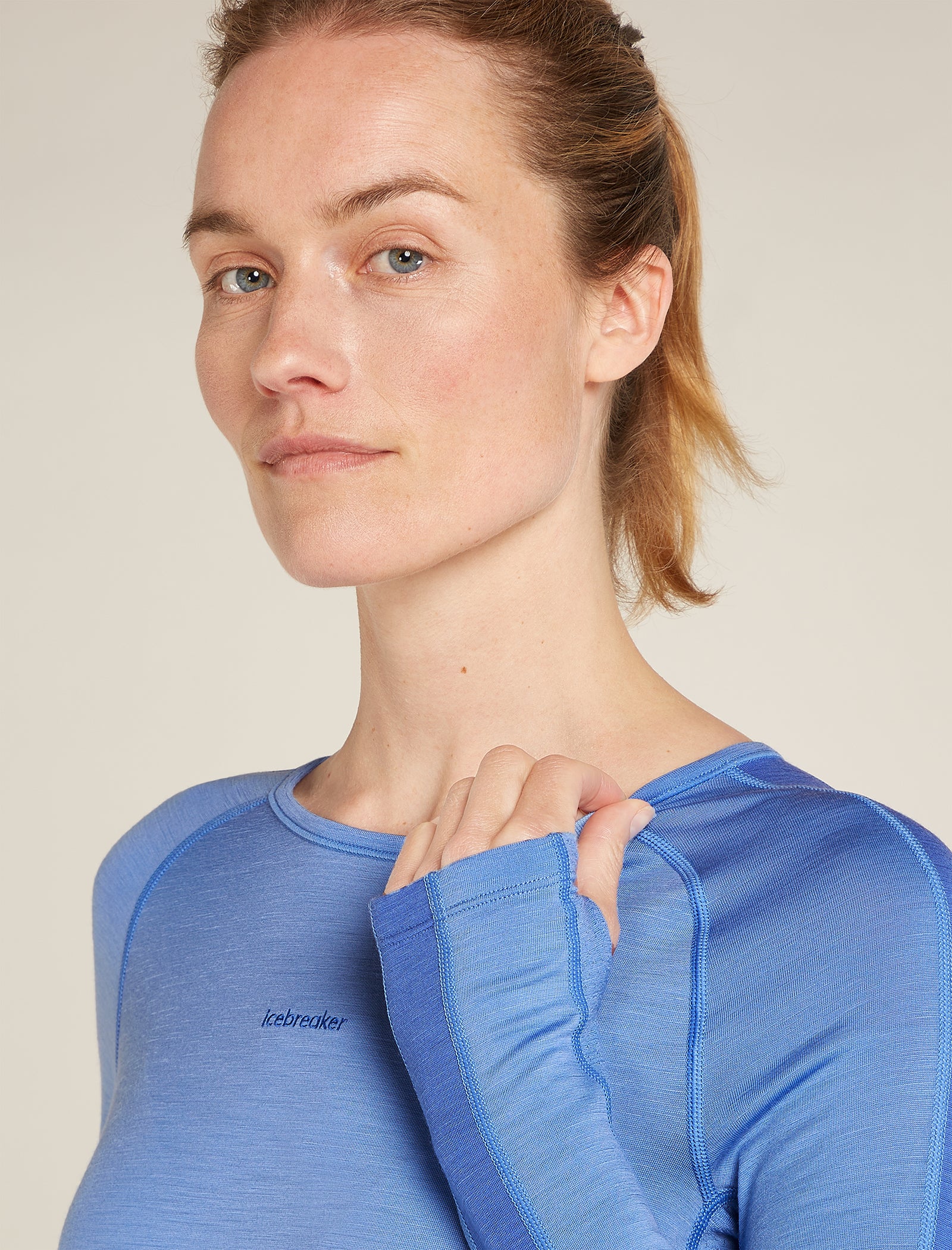 Women's 200 ZoneKnit⢠Long Sleeve Crew Thermal Top - Image 7
