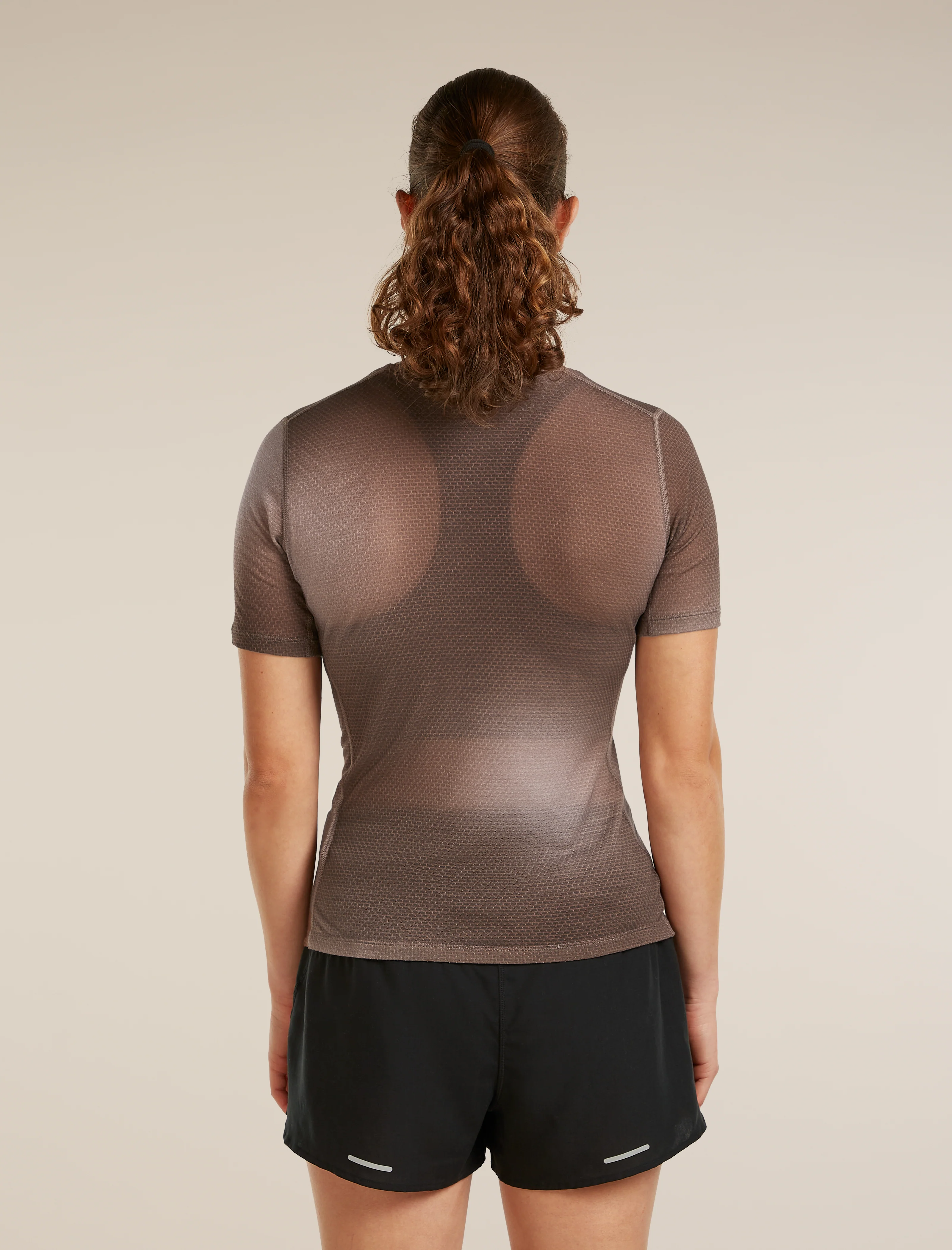 75 Featherlight™ T-Shirt - Image 2