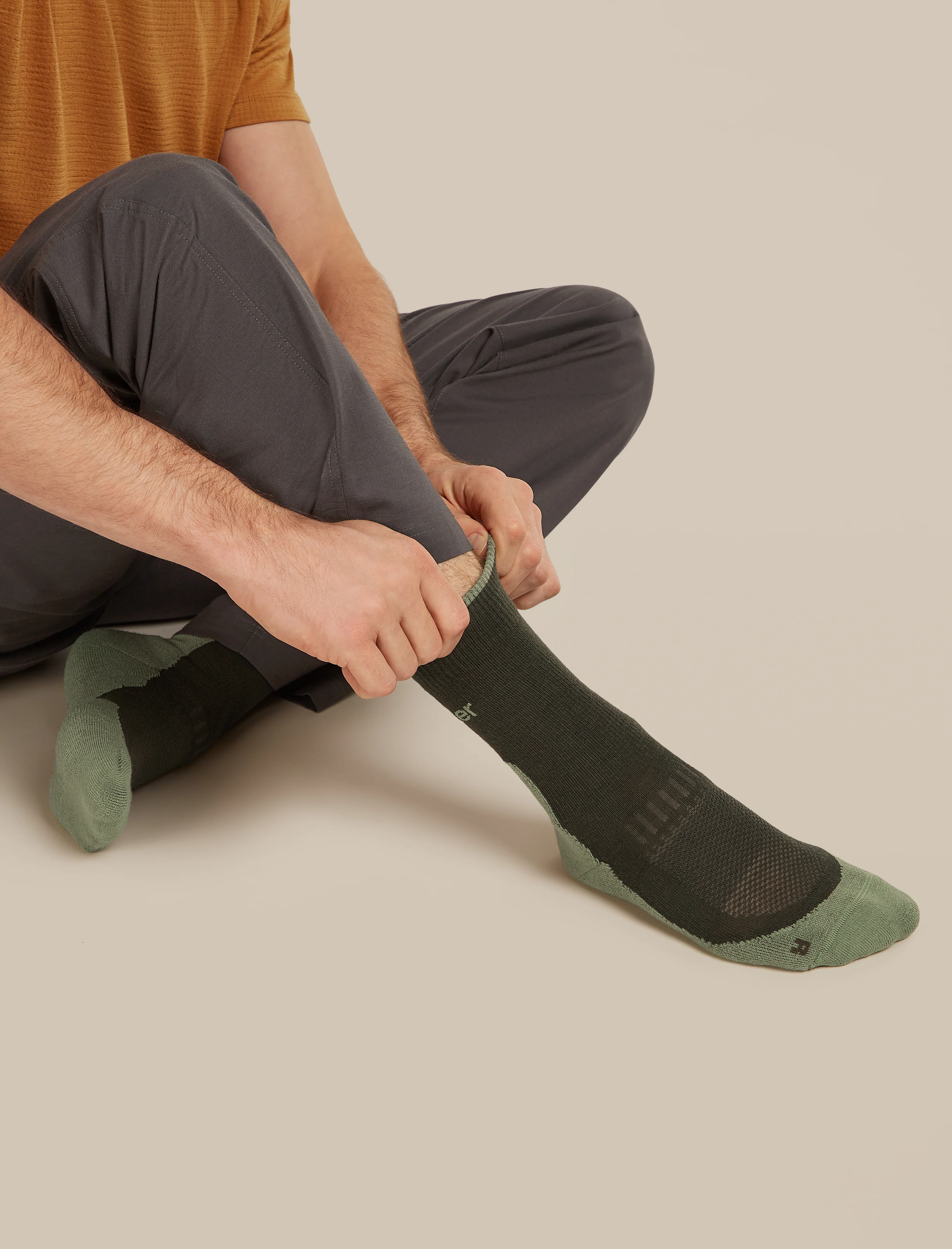 Men Hike+ Crew Socks - Image 5