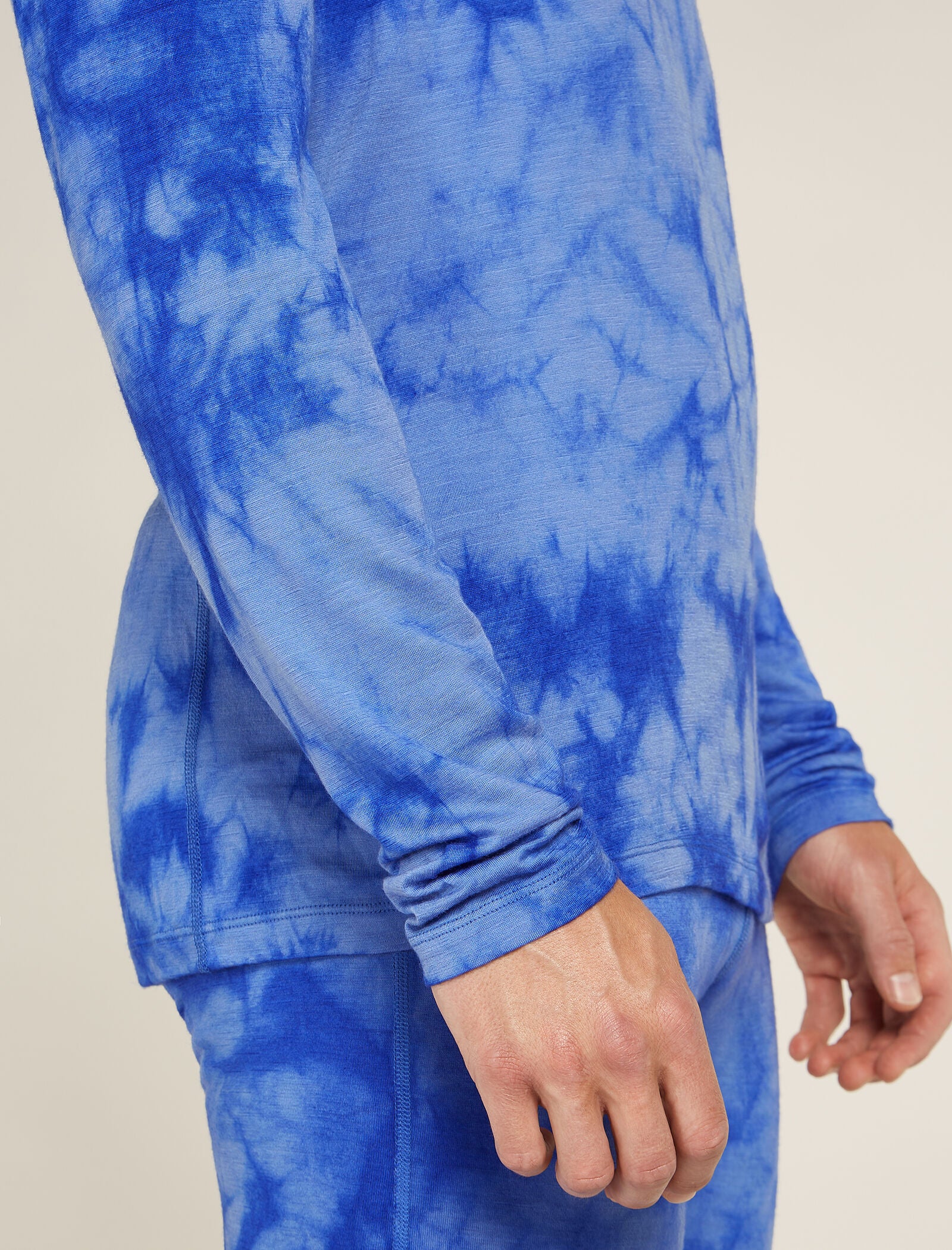 Men's Merino 200 Oasis Long Sleeve Crew Thermal Top Cloud Dye - Image 5