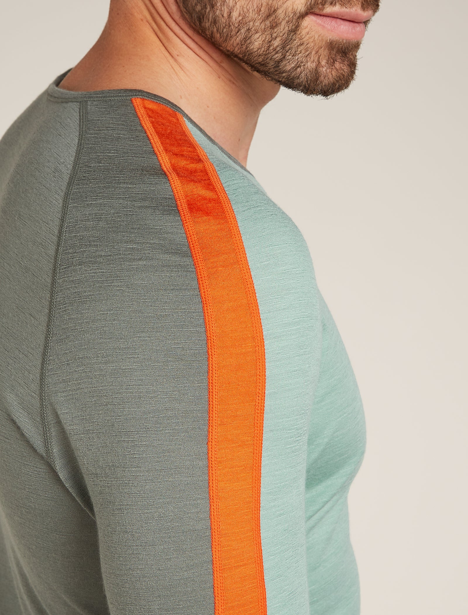 Men's Merino 200 Sonebula Long Sleeve Crew Thermal Top - Image 7