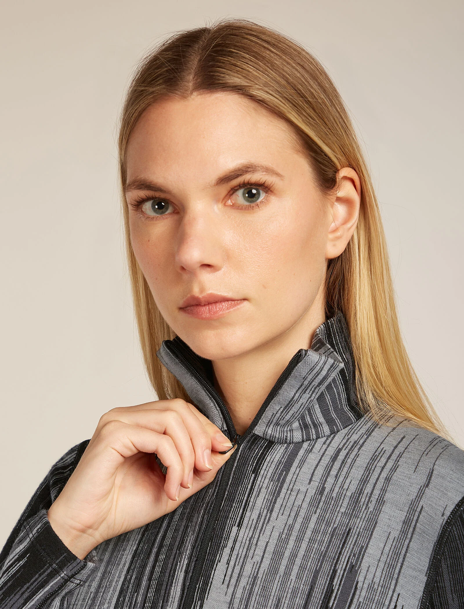 260 Tech Vertex Half Zip Thermal Top Peak - Image 7