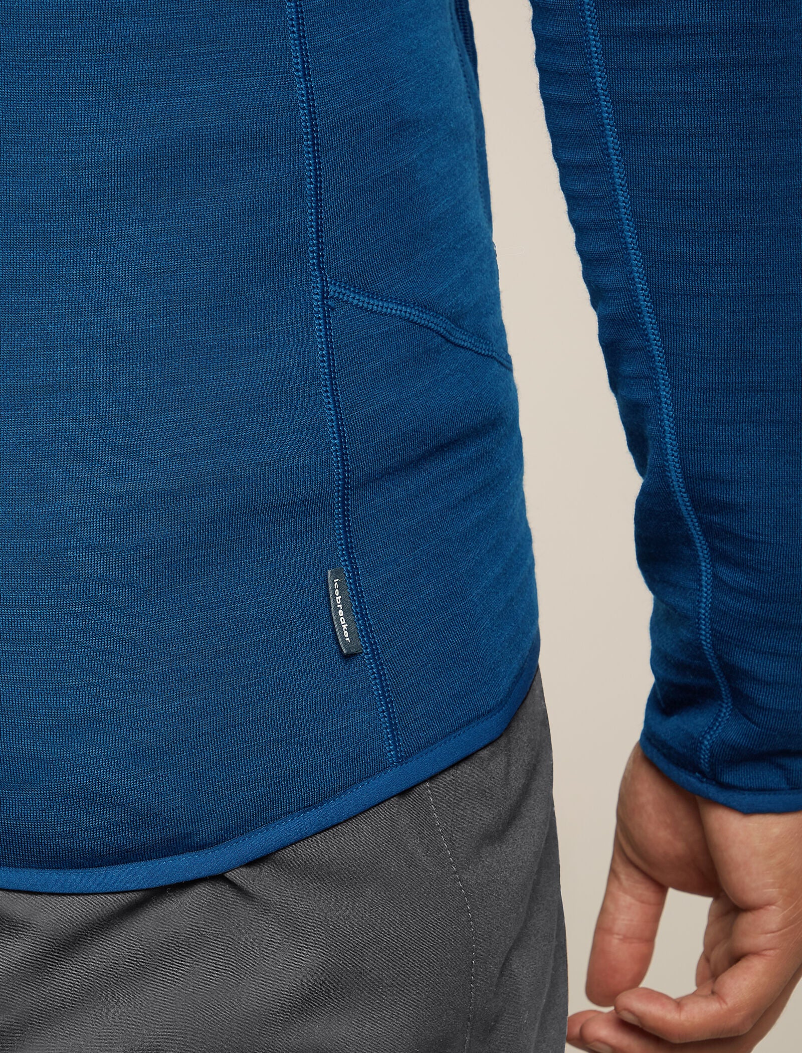 400 Descender Zip Jacket - Image 8