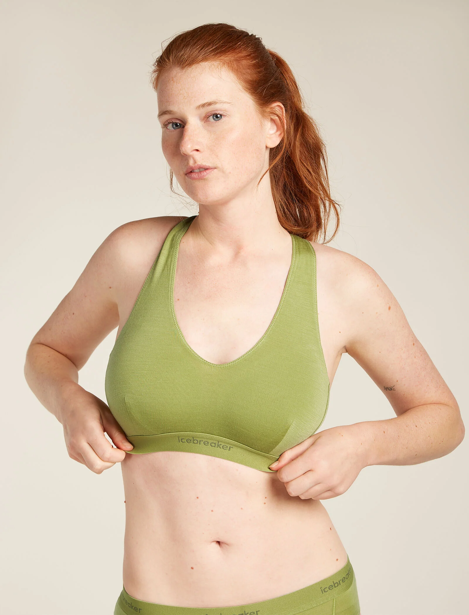 Women's Merino Blend 125 Cool-Lite™ Sprite Racerback Bra - Image 5
