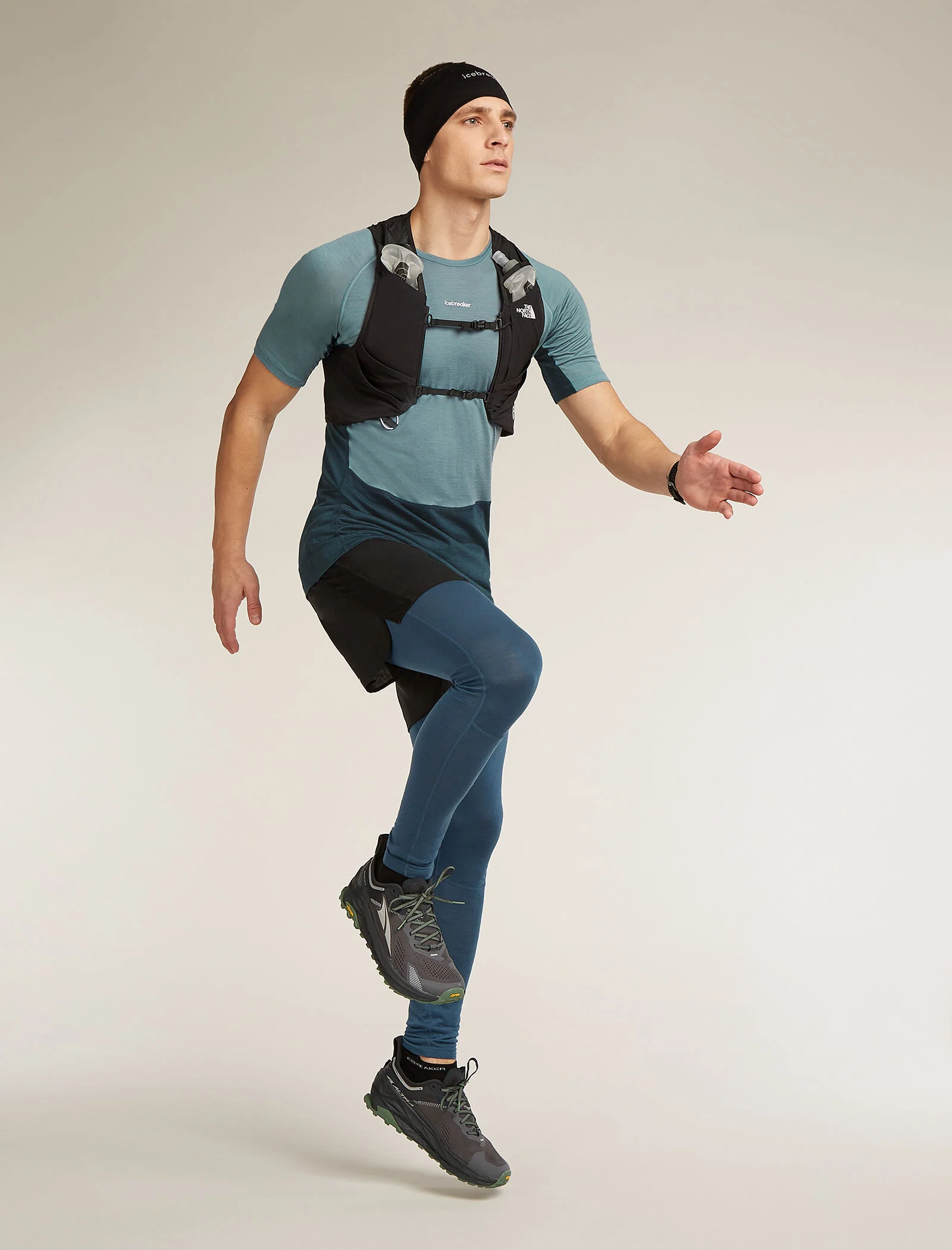 Men's Merino Blend 125 ZoneKnit™ Short Sleeve Crew Thermal Top - Image 4