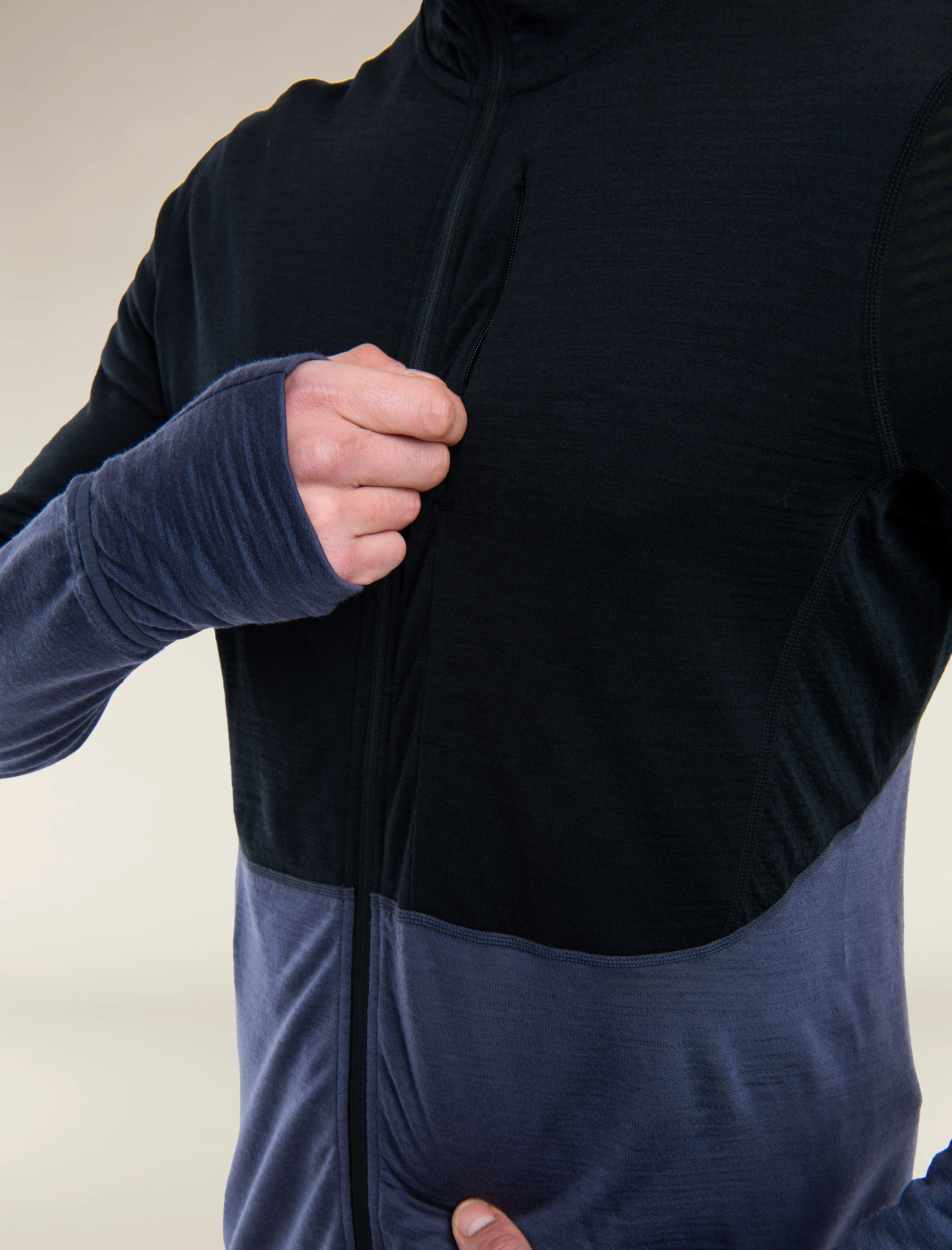 Men's Merino Blend 200 Realfleece™ Descender Long Sleeve Zip Hoodie - Image 6