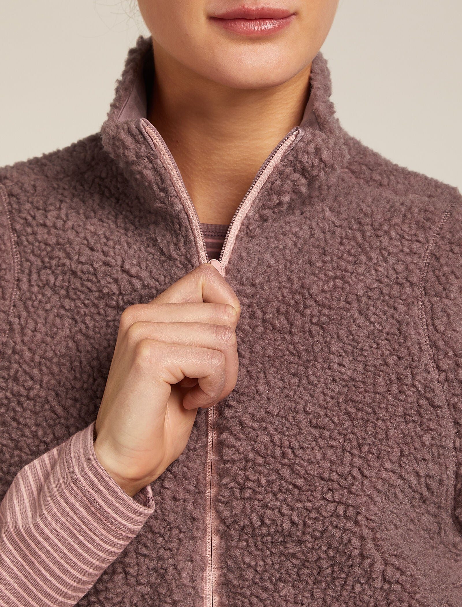 Women's Merino Blend 960 RealFleece™ High Pile Vest - Image 6