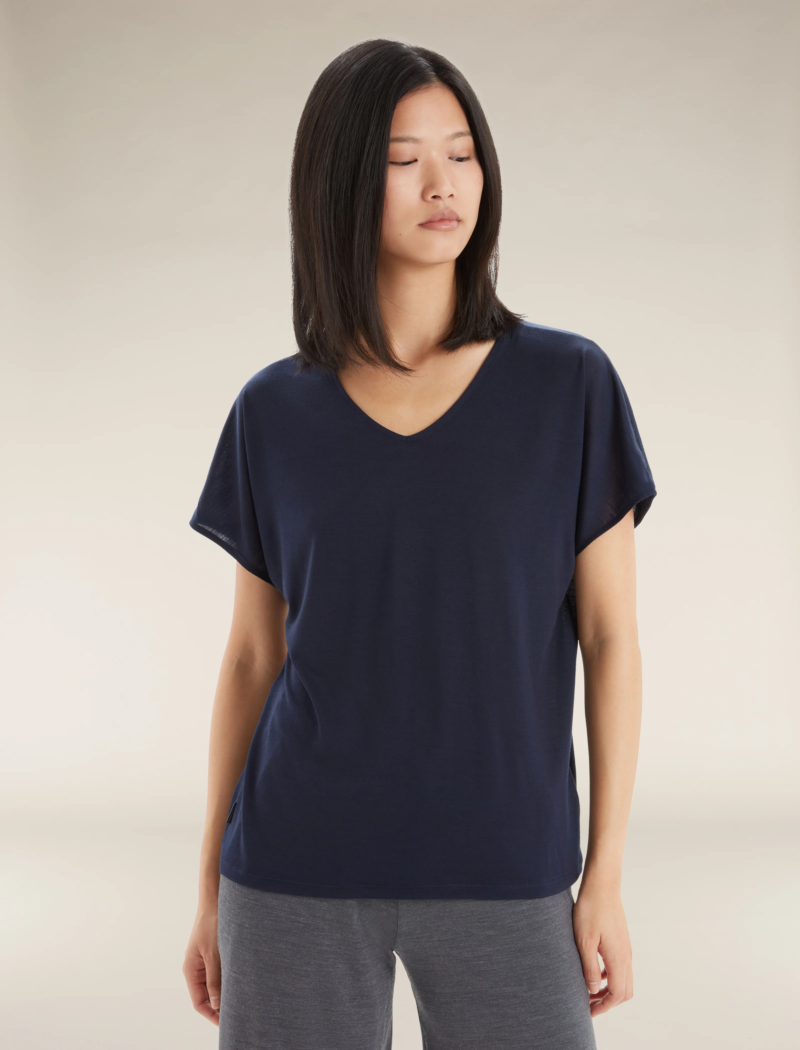 Women's Merino Blend Drayden Reversible Top - Image 6