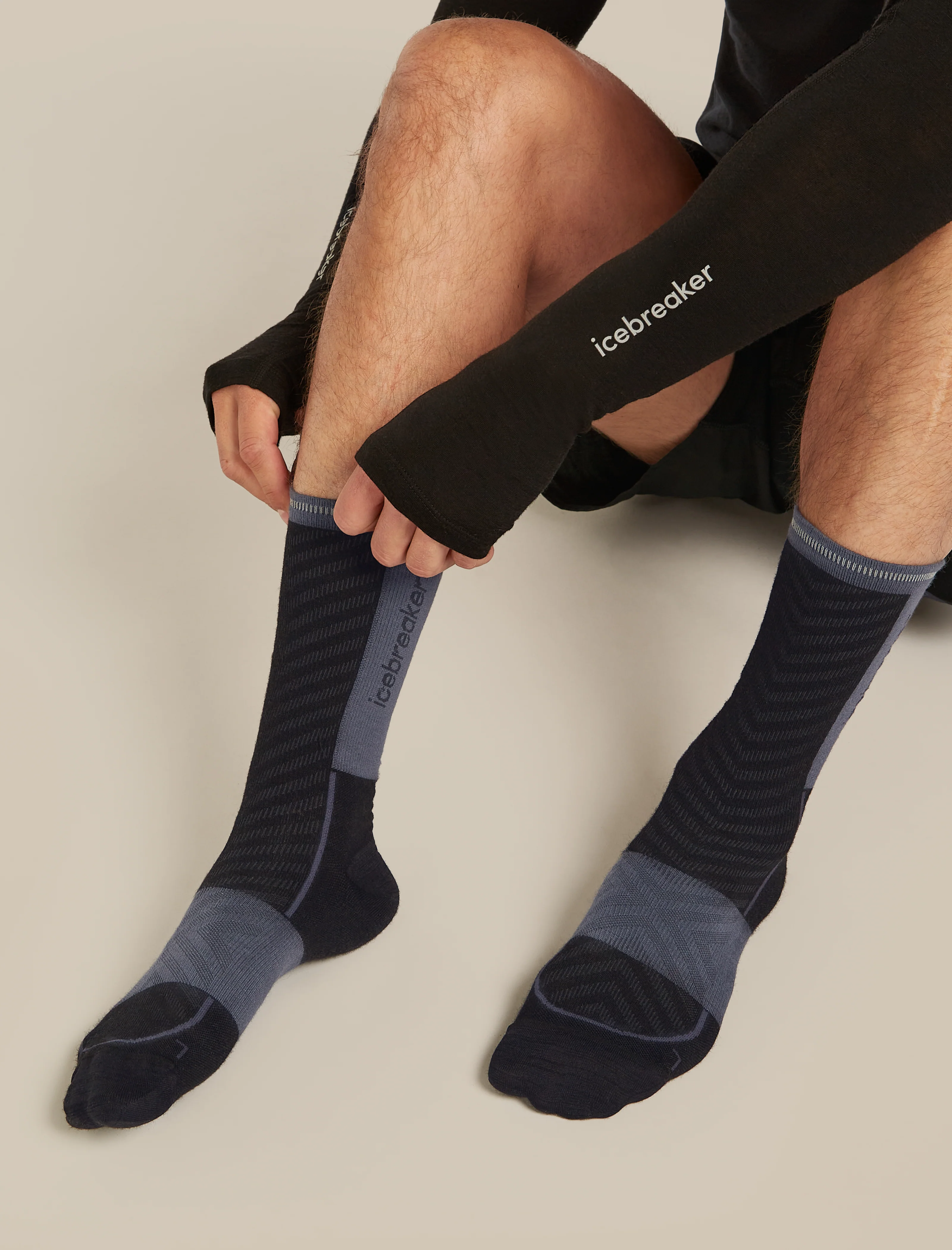 Men Run+ Crew Socks - Image 3