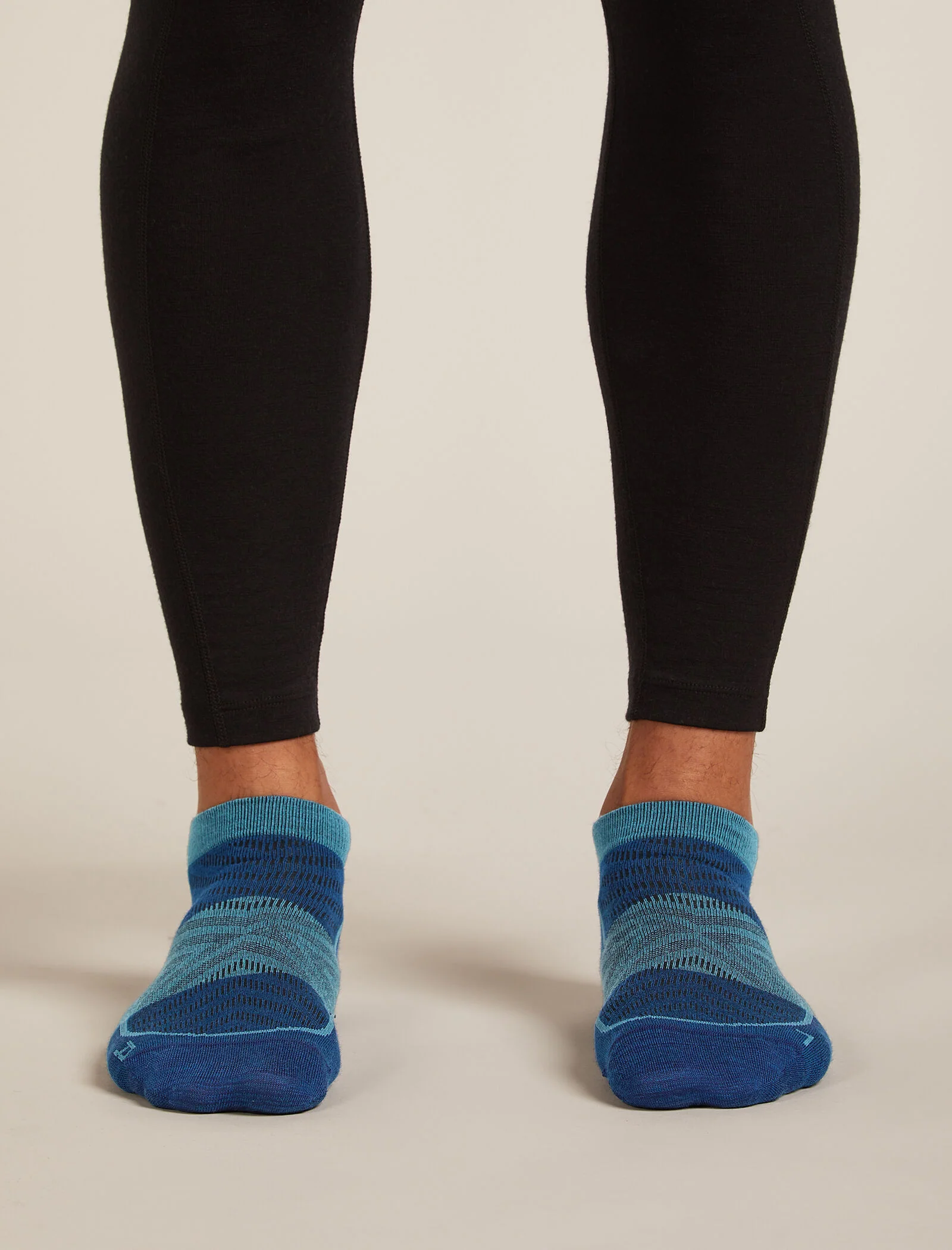 Men Run+ Micro Socks - Image 3