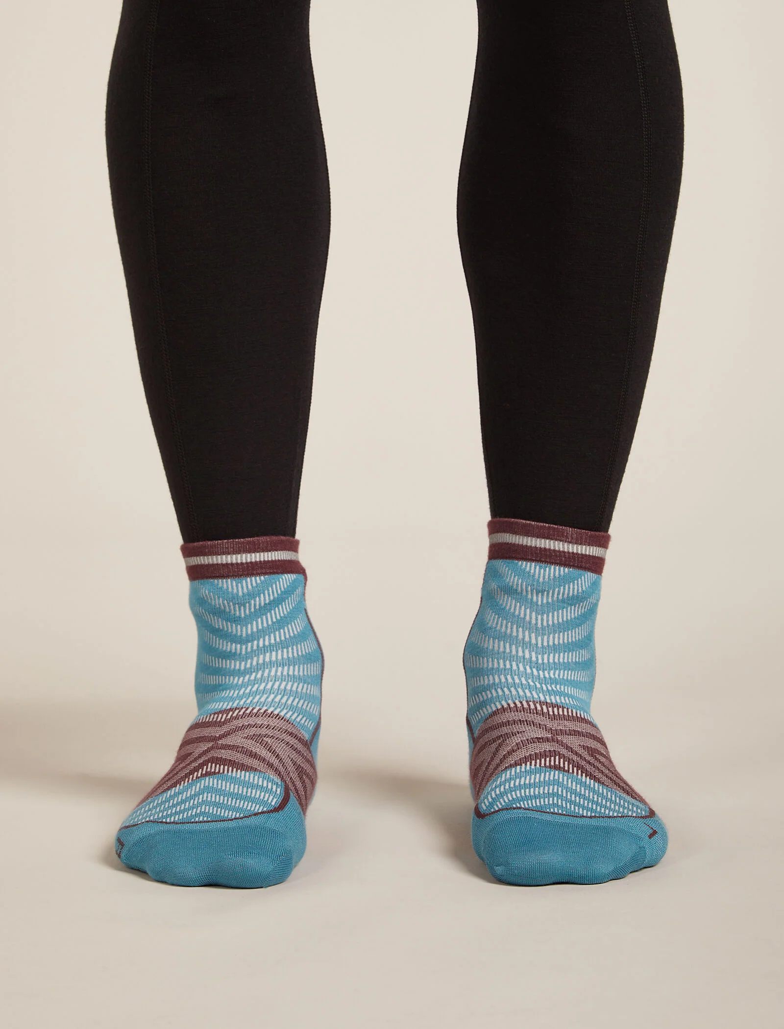 Men Run+ Mini Socks - Image 3