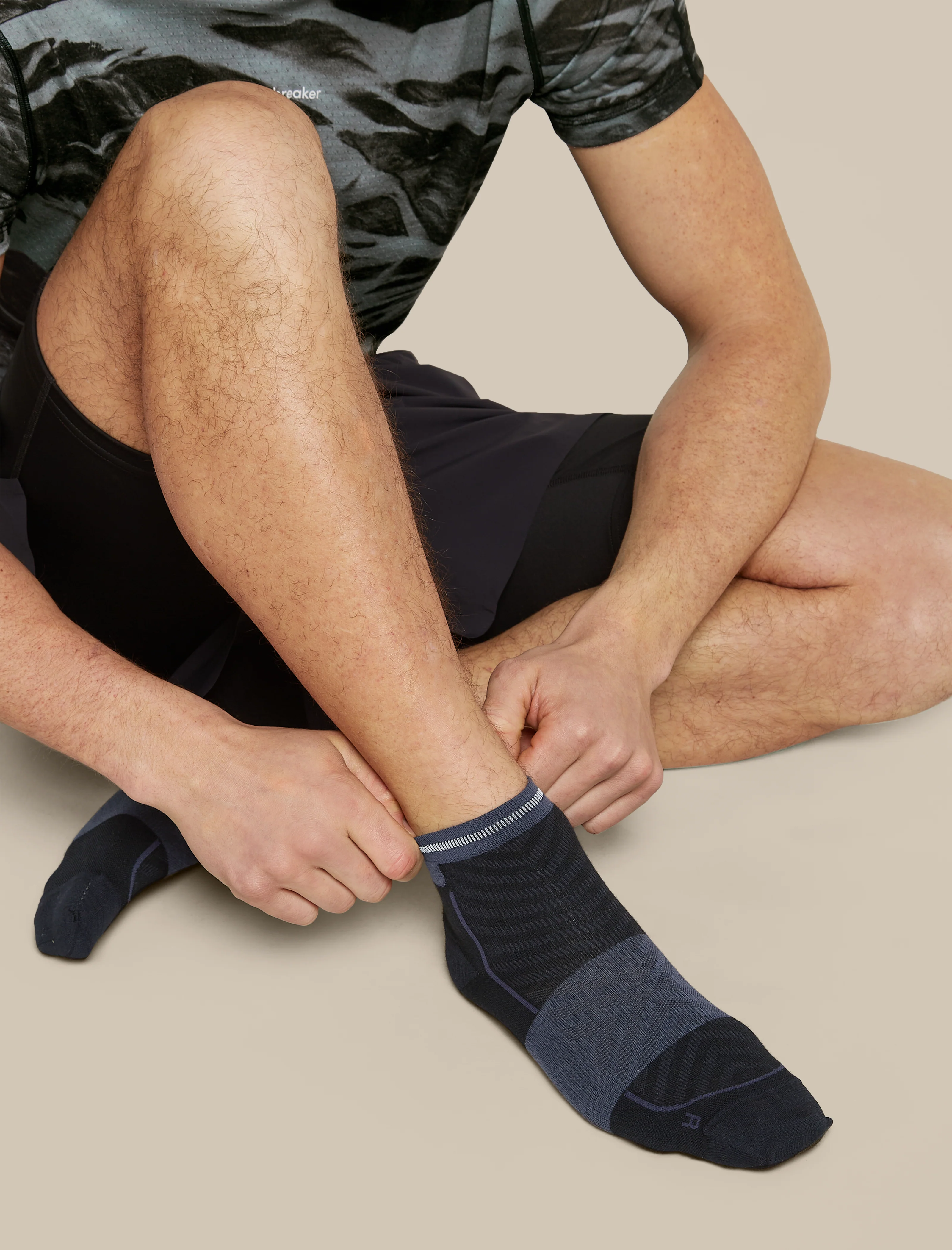 Men Run+ Mini Socks - Image 7