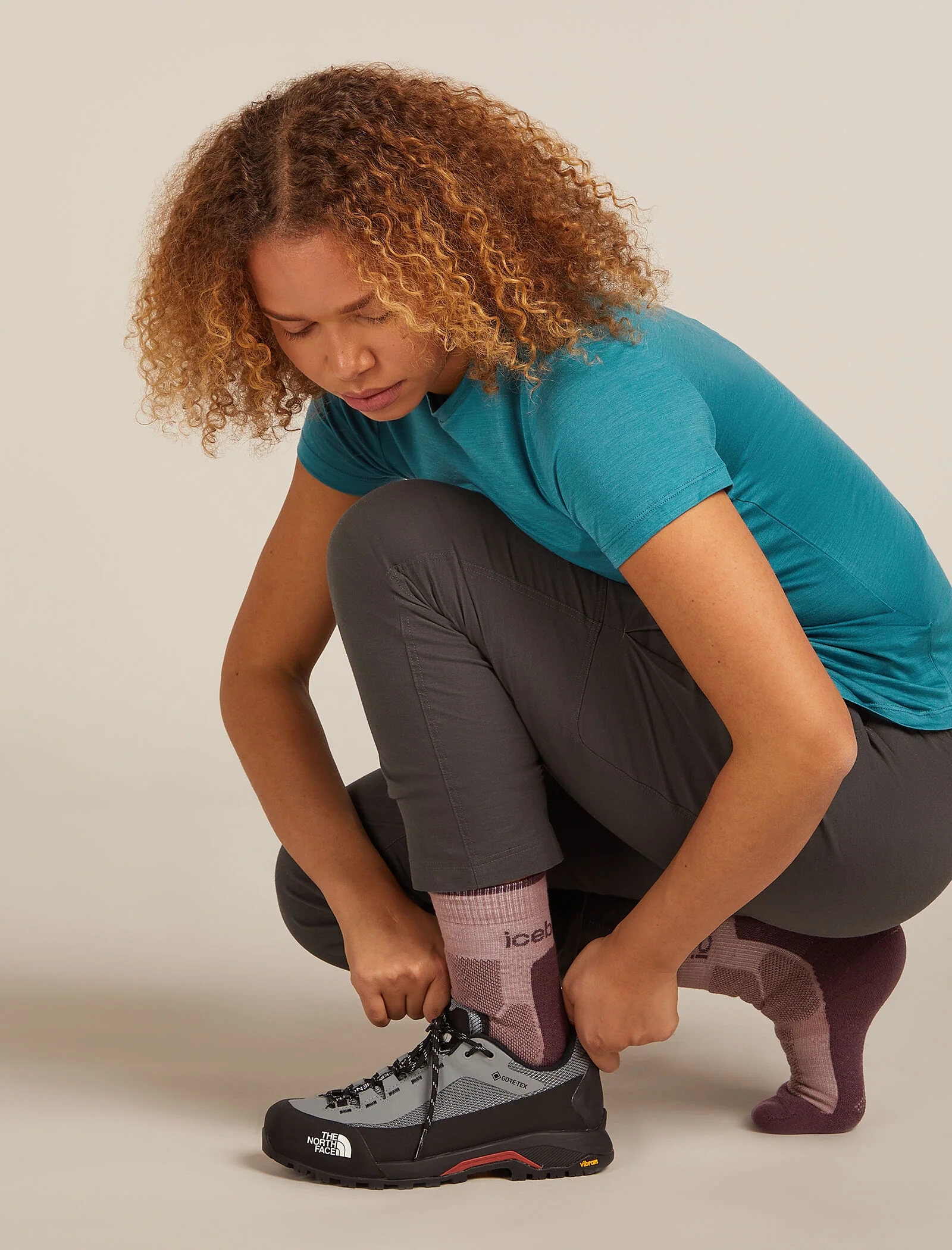 Women Hike+ Crew Socks