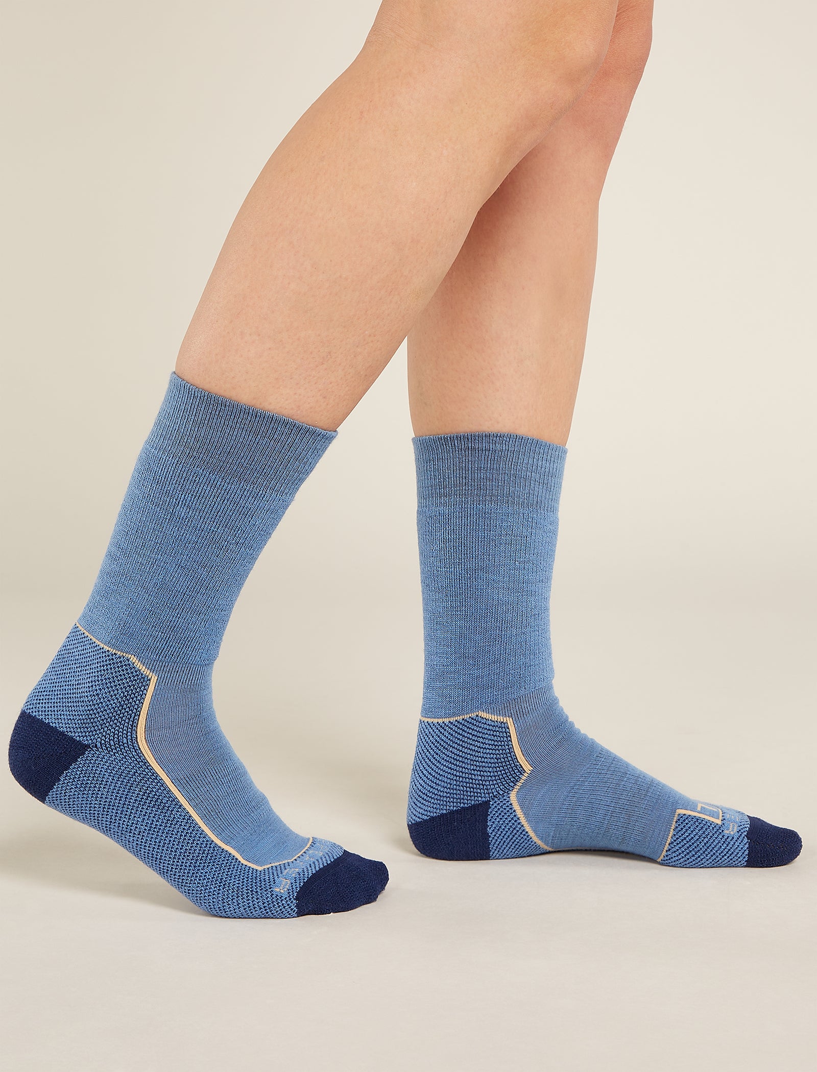 Women's Merino Hike+ Medium Crew Socks - Image 2