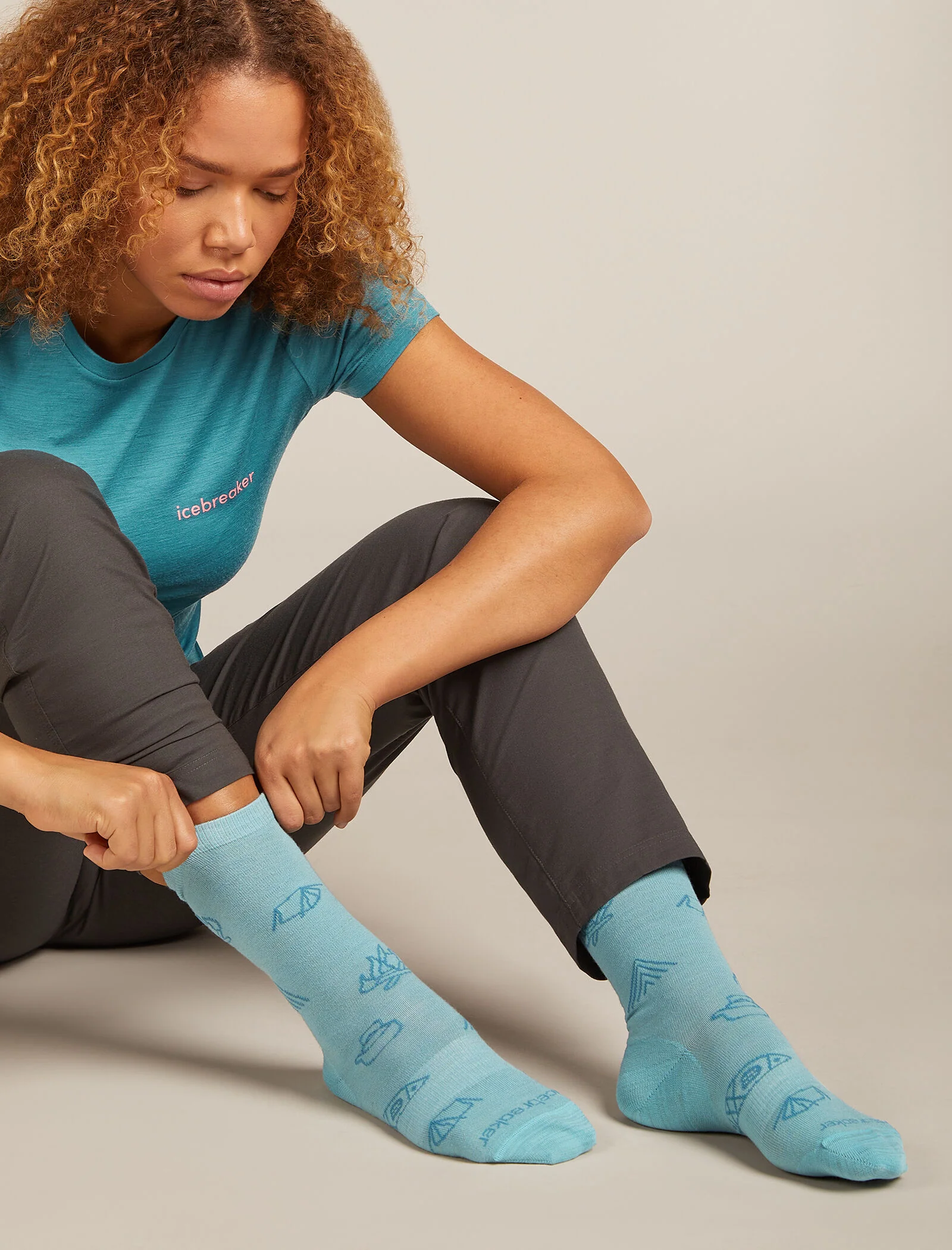 Women Lifestyle Crew Socks Camp Essentials - Image 2