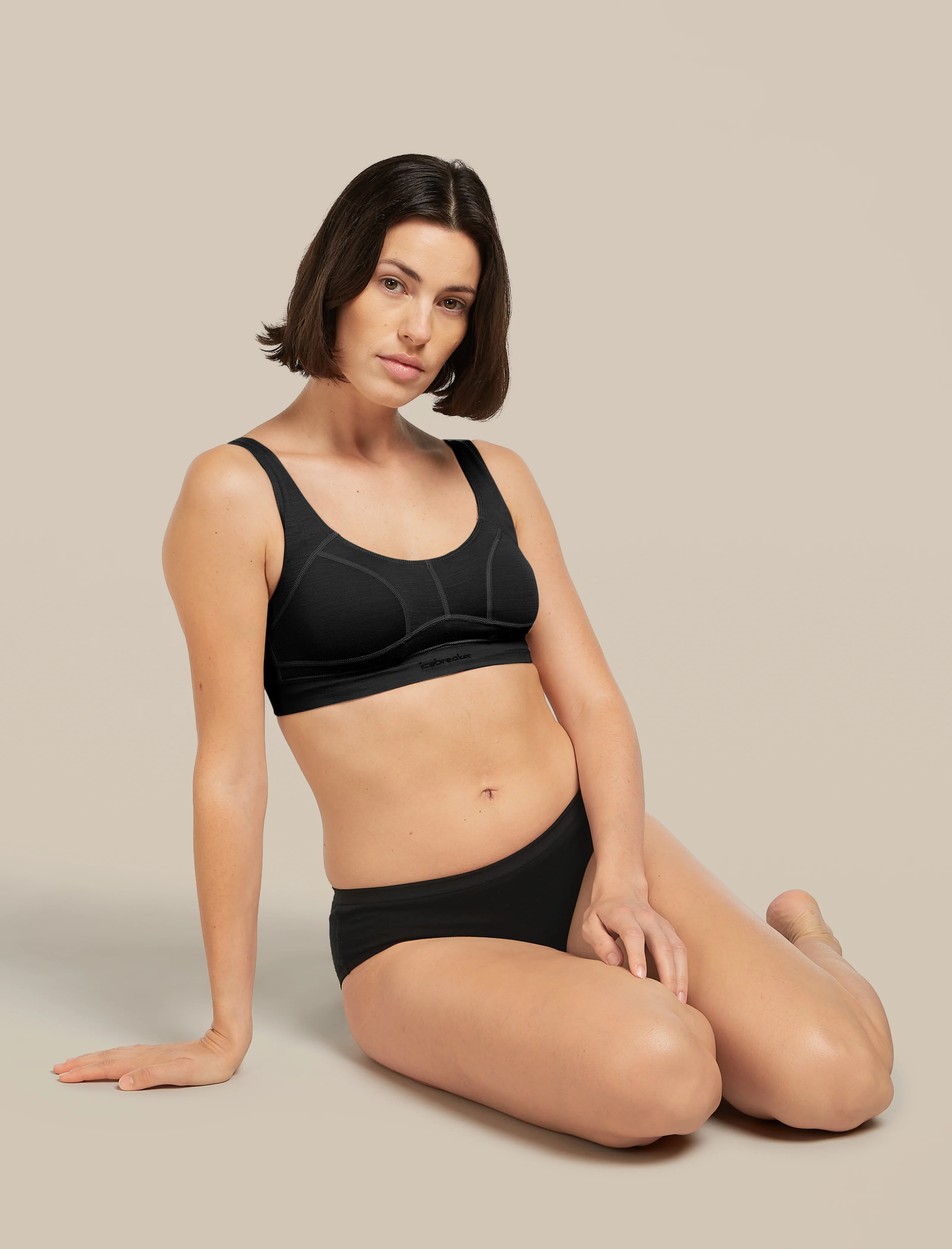 Queens Clasp Bra - Image 4
