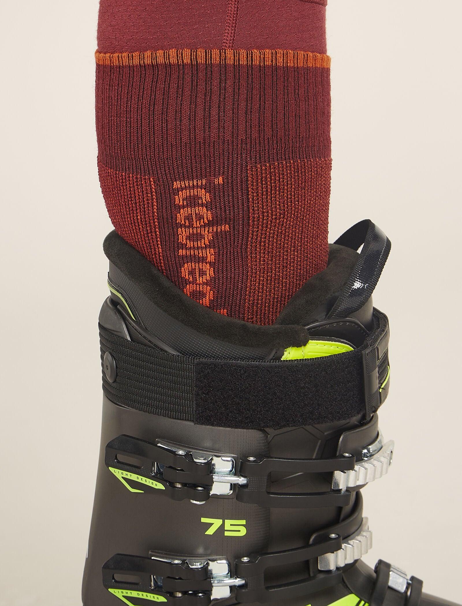 Men's Merino Ski+ Medium Over The Calf Socks