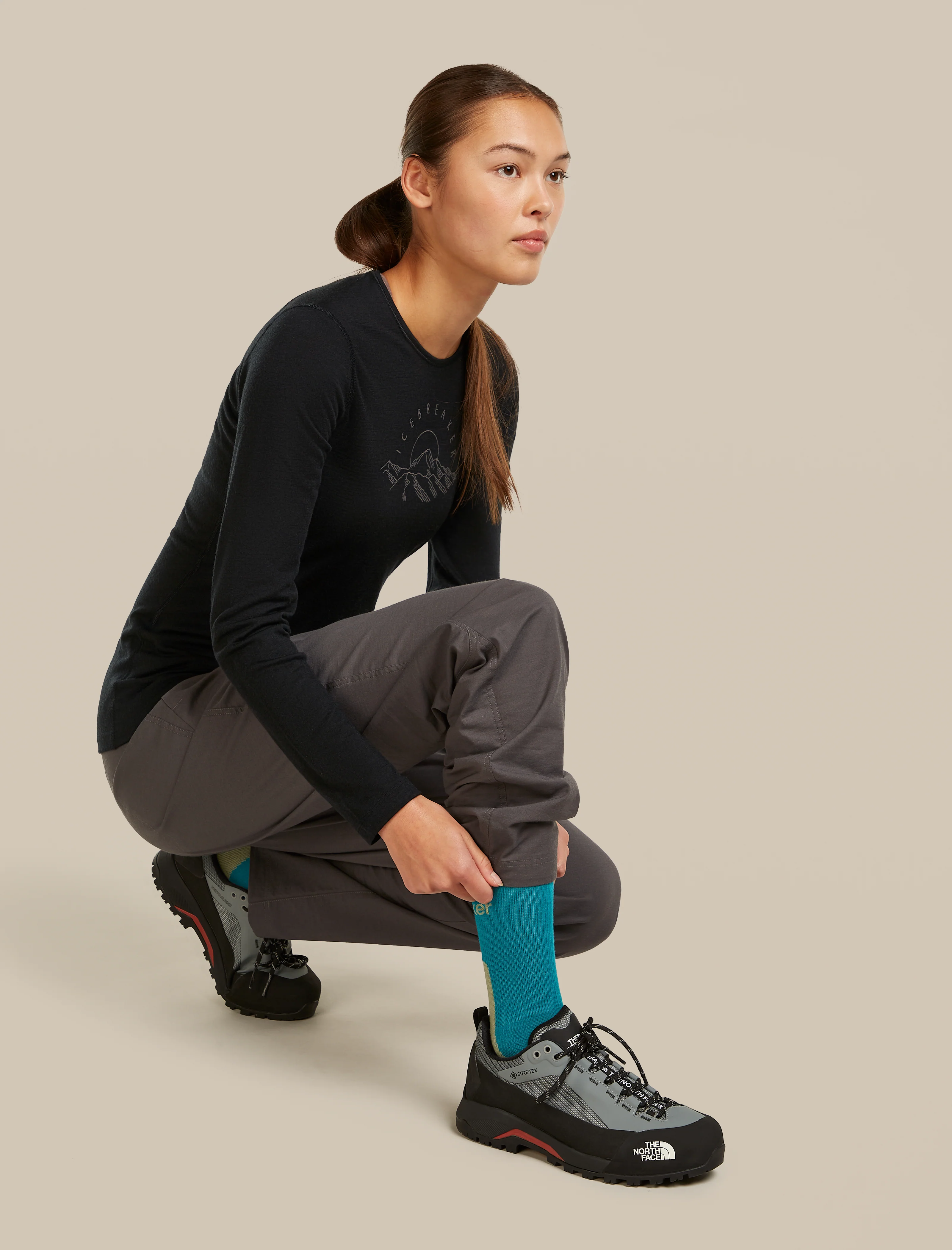 Women Hike+ Crew Socks - Image 4